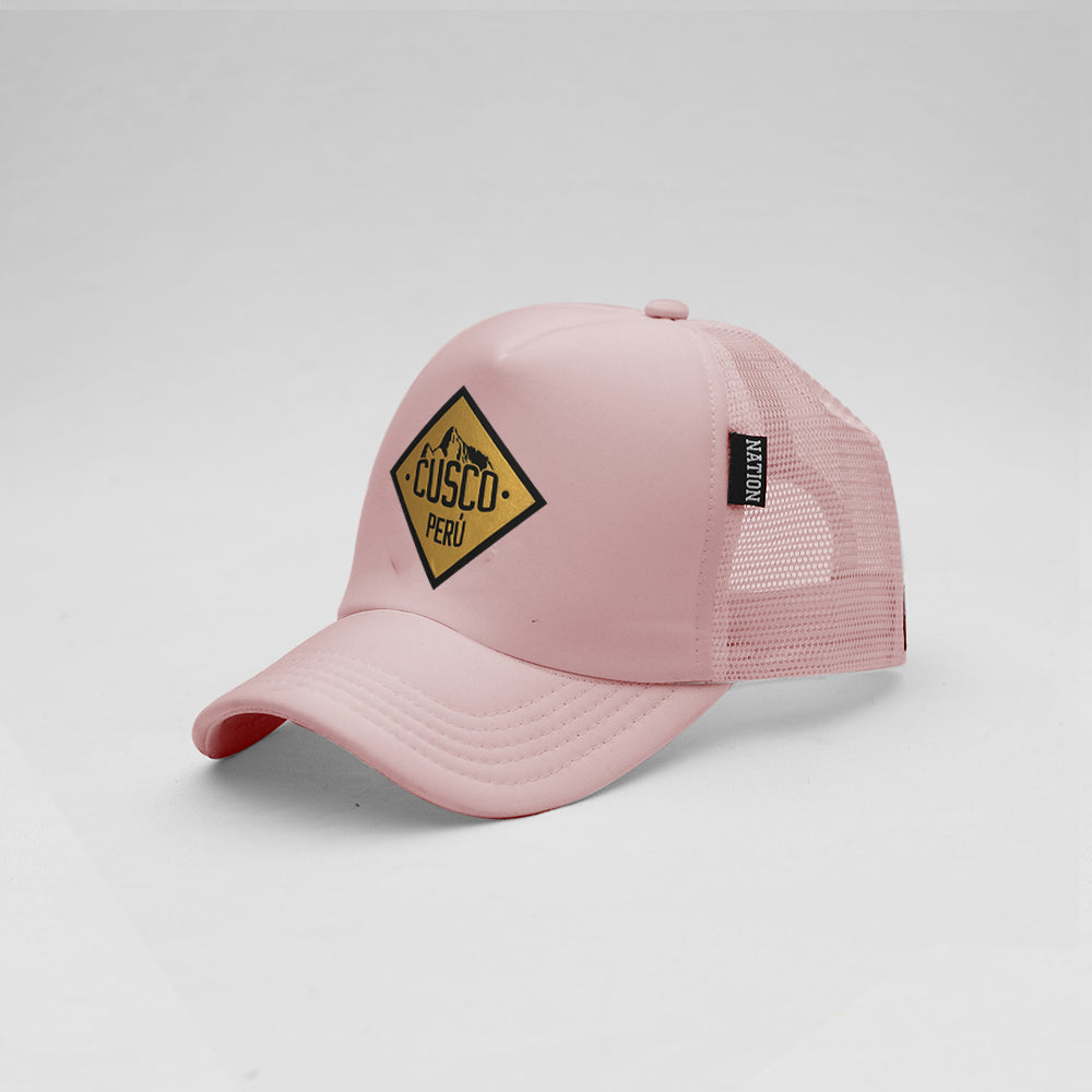 Gorra Trucker Cusco Dorado