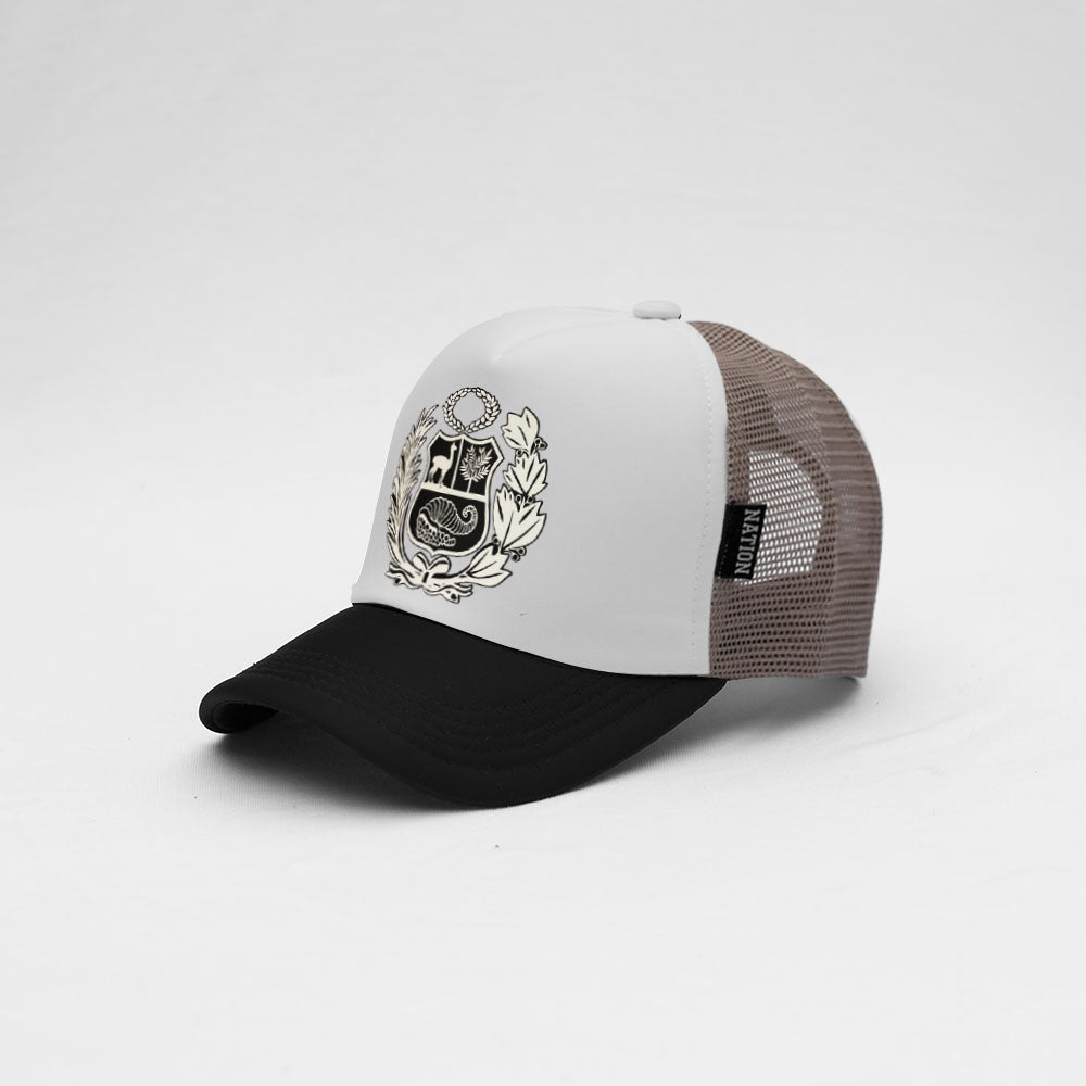 Gorra Trucker Escudo Peru